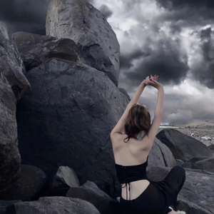 雪白丰满的肉体BBW
